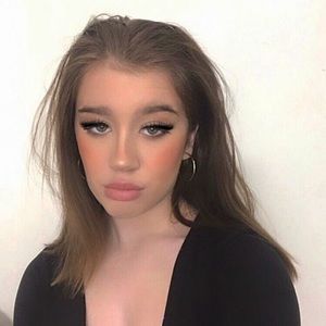 Meet your Posher, Kaitlyn